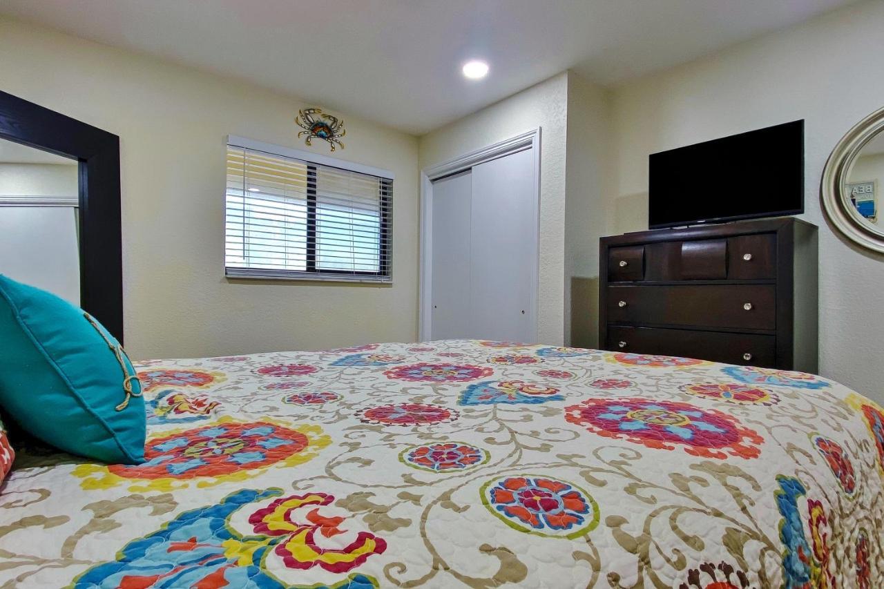 Royal Orleans 111 Appartement St. Pete Beach Buitenkant foto
