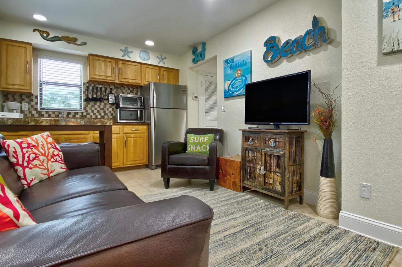 Royal Orleans 111 Appartement St. Pete Beach Buitenkant foto