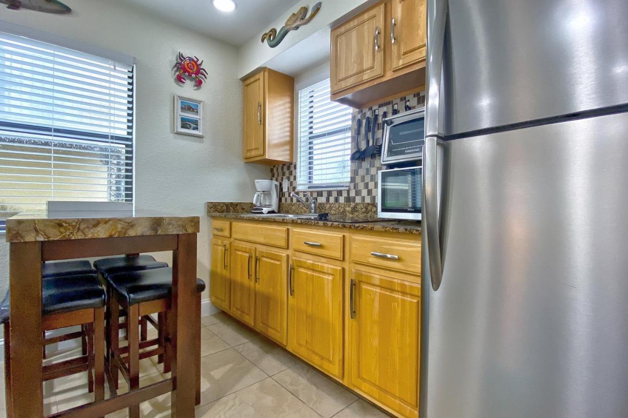 Royal Orleans 111 Appartement St. Pete Beach Buitenkant foto